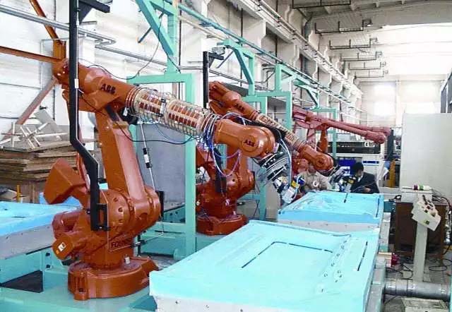 還在“佛系”手工噴涂？“仙系”手把手示教機器人已經(jīng)駕臨！-3