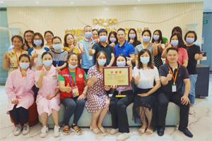 捐獻(xiàn)青春熱血，彩繪人生畫卷